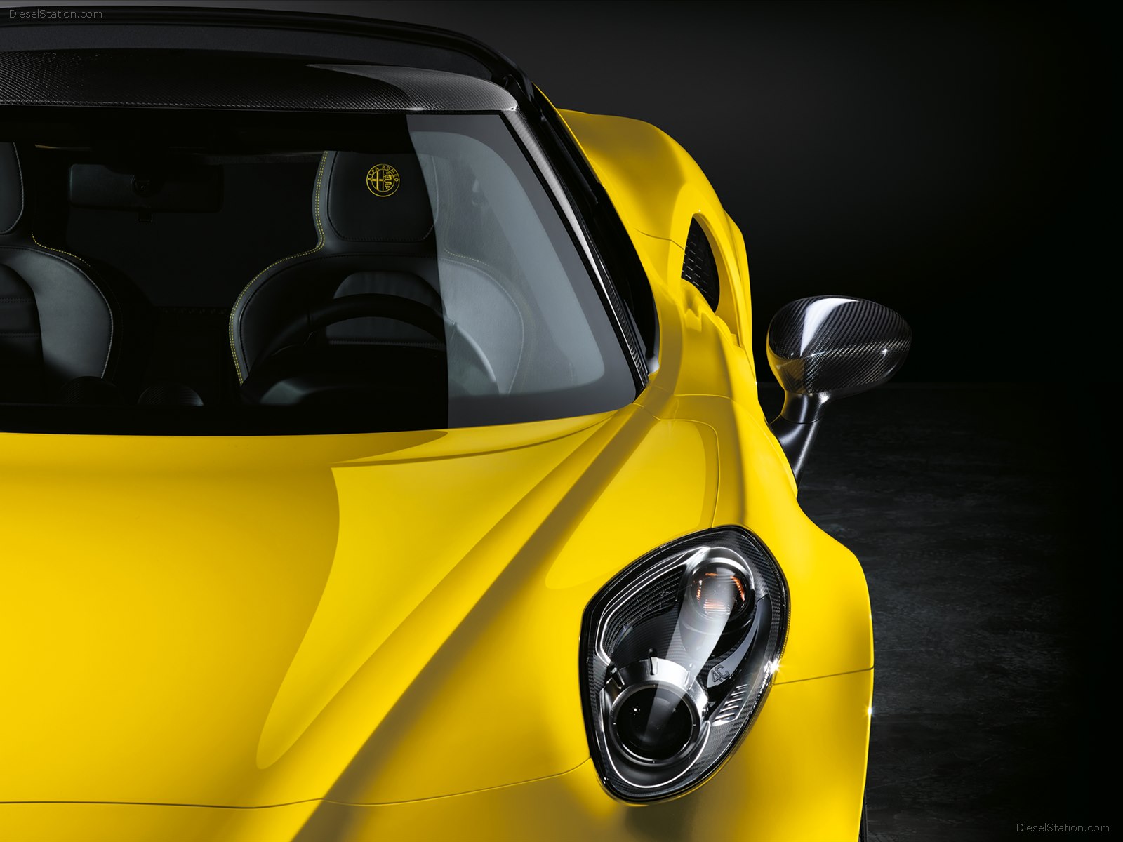 Alfa Romeo 4C Spider 2015